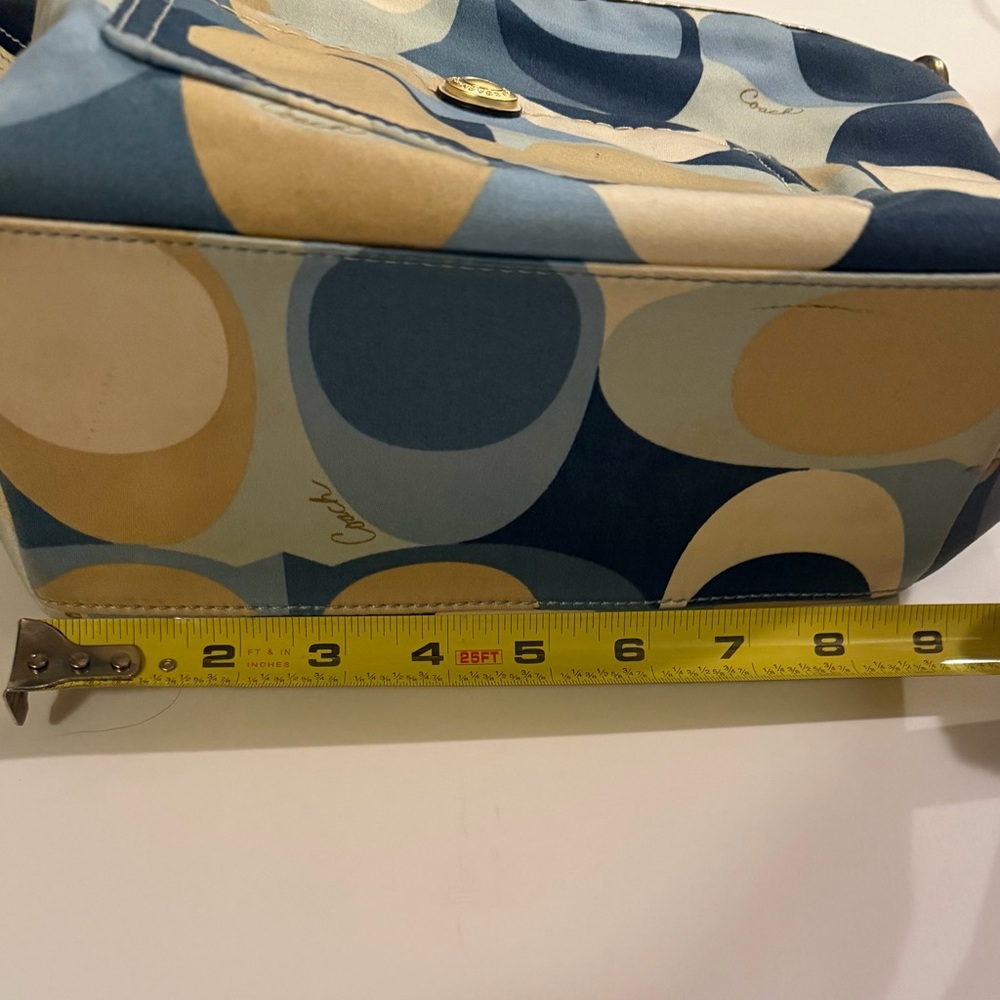 Coach Authentic Handbag - Picture 9 of 9